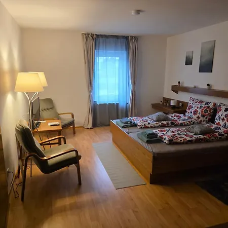 Kaiser Friedrich Hotel *