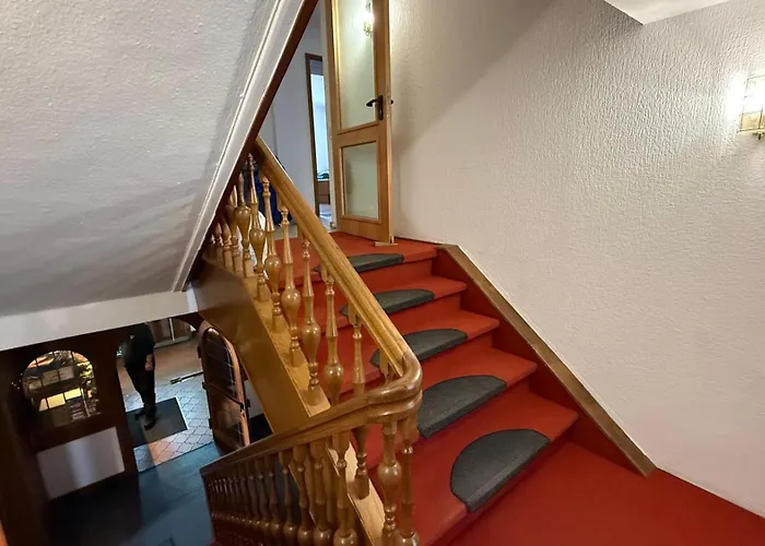 Kaiser Friedrich Hotel